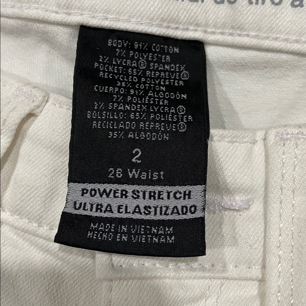 White Jean Shorts for Women - Picture 4 of 8
